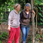 Das Bild zeigt Heike Guthardt von der SoVD-Lebenshilfe und Susanne Sinzig von der NaWit.